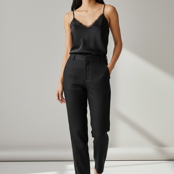 Fashion Nova Black Sandals with Gold Chain - Picture 4 of 4